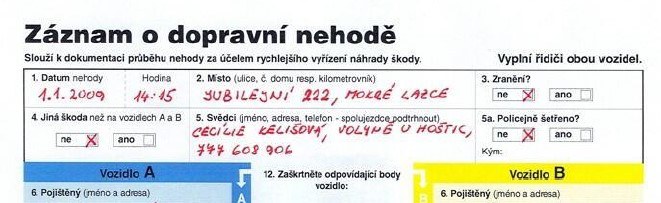 JAK SE CHOVAT PŘI DOPRAVNÍ NEHODĚ